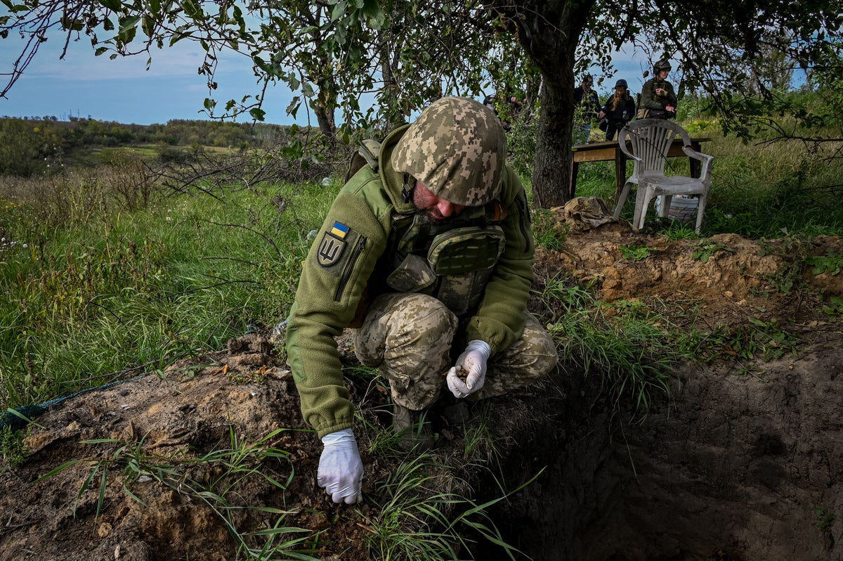 Ukraine war – live: Heavy fighting as Russian referendums enter last day