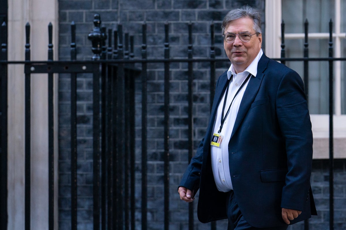 Top Truss aide to be directly employed by No 10 after being paid by own firm
