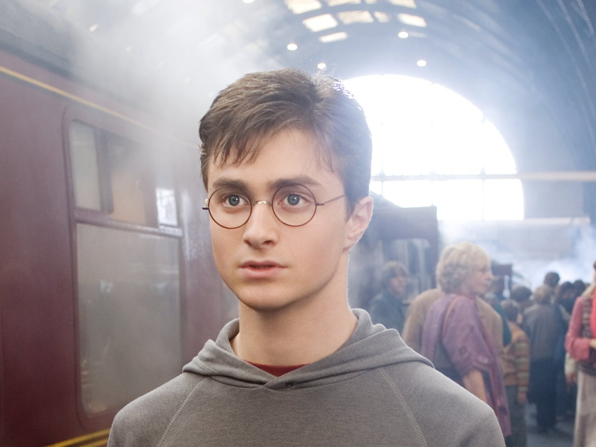 Warner Bros ‘in talks’ with JK Rowling about Harry Potter TV series