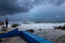 Hurricane Ian gets nasty quickly, turbocharged by warm water