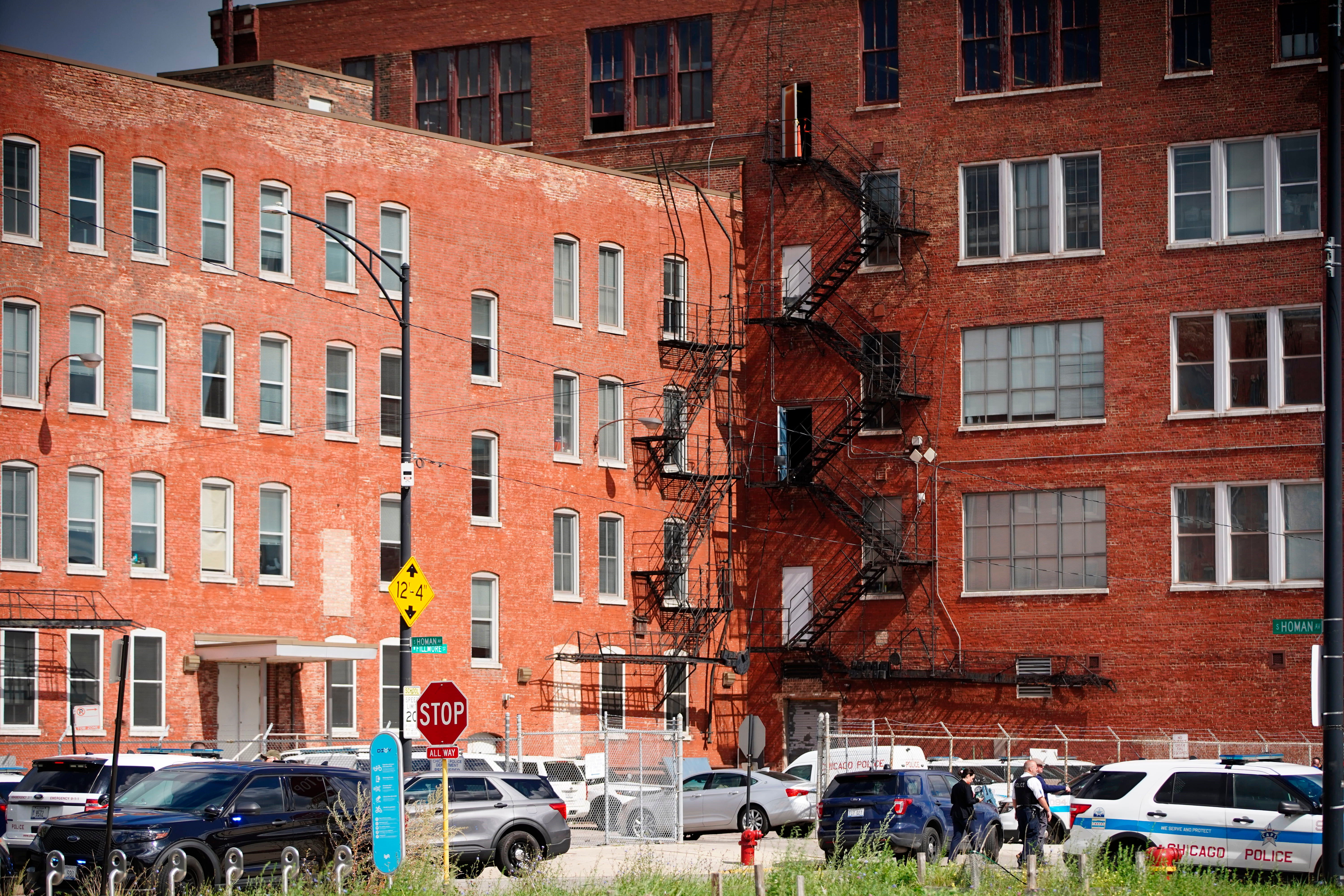 Police Station Shooting Chicago