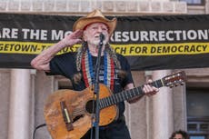 Willie Nelson to play ‘vote ‘em out’ rally for Beta O’Rourke