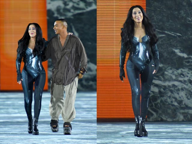 <p>Cher does finale walk during Balmain show</p>