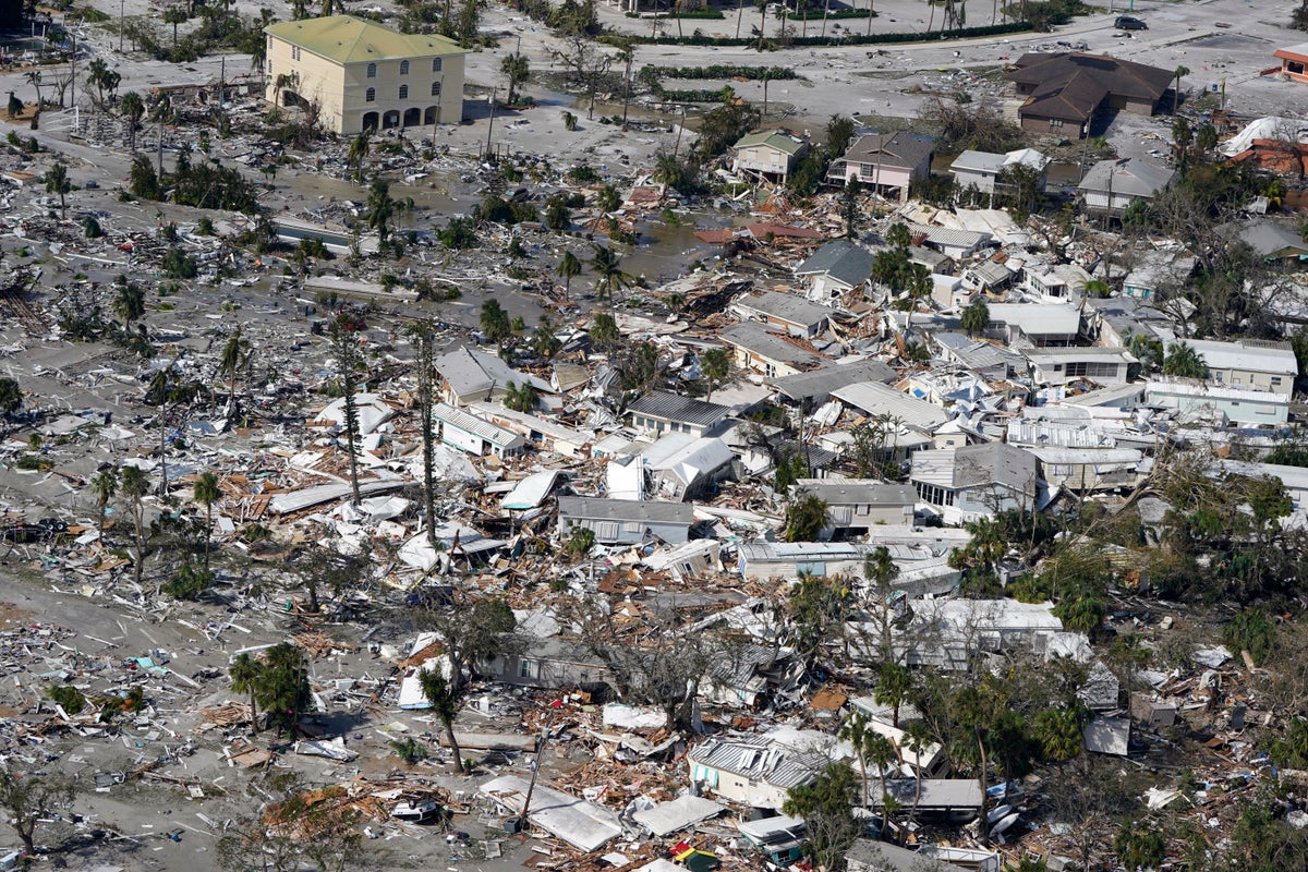 Kasırga Ian güncellemesi: Fırtına, Güney Carolina'ya giden yol olarak 'Florida tarihinin en ölümcül' olabilir