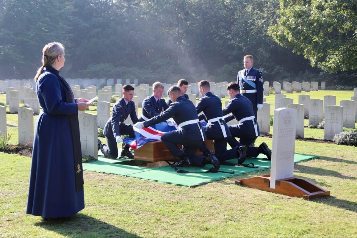 Remains of RAF airmen who died during WW2 buried during ceremonies