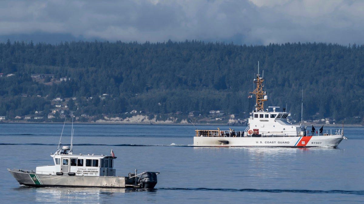 Bodies and floatplane parts recovered from Puget Sound
