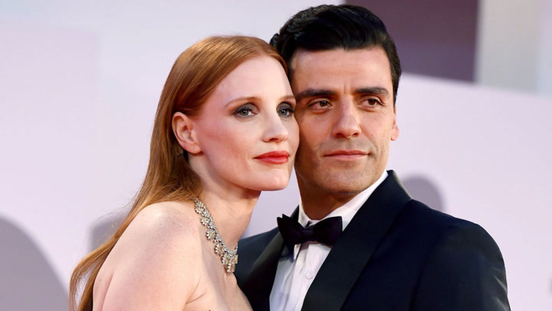 Jessica Chastain reacts to viral slow-motion red carpet video with Oscar Isaac Culture Independent TV picture