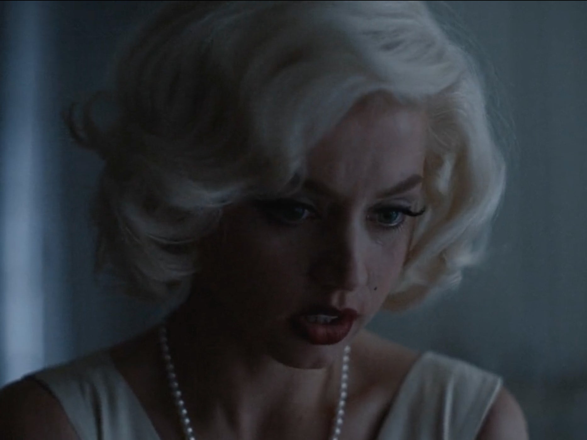 Rape Blonde - Blonde: Marilyn Monroe fans hit out at 'disgusting' and 'degrading' JFK  scene in Netflix movie | The Independent