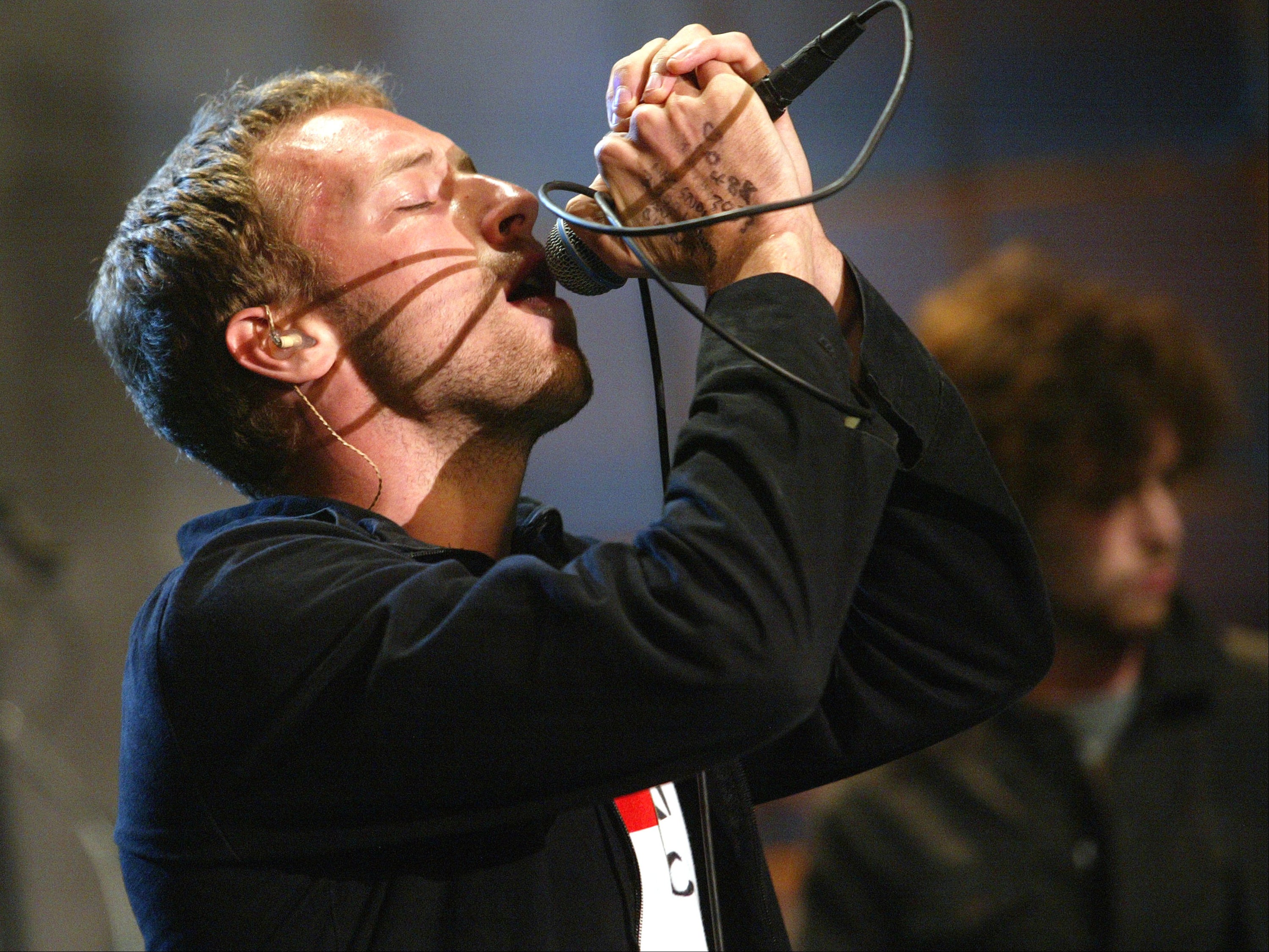 Coldplay singer Chris Martin in 2002