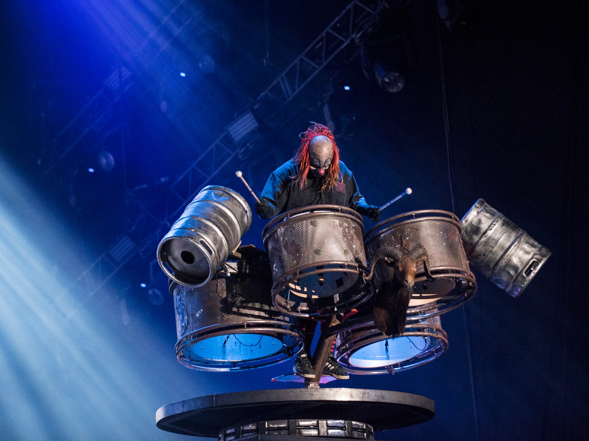 Shawn Crahan performs at the 2015 Rock in Rio festival