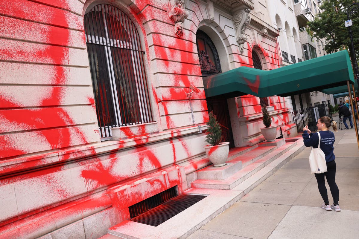 Russian Consulate In New York Vandalised With Red Spray Paint The