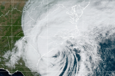 Climate crisis driving increasingly damaging hurricanes on US East Coast