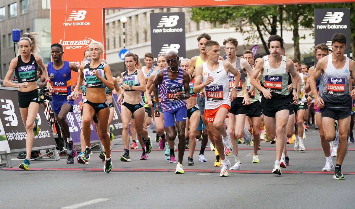 London marathon LIVE: Latest updates from 26-mile race across British captial