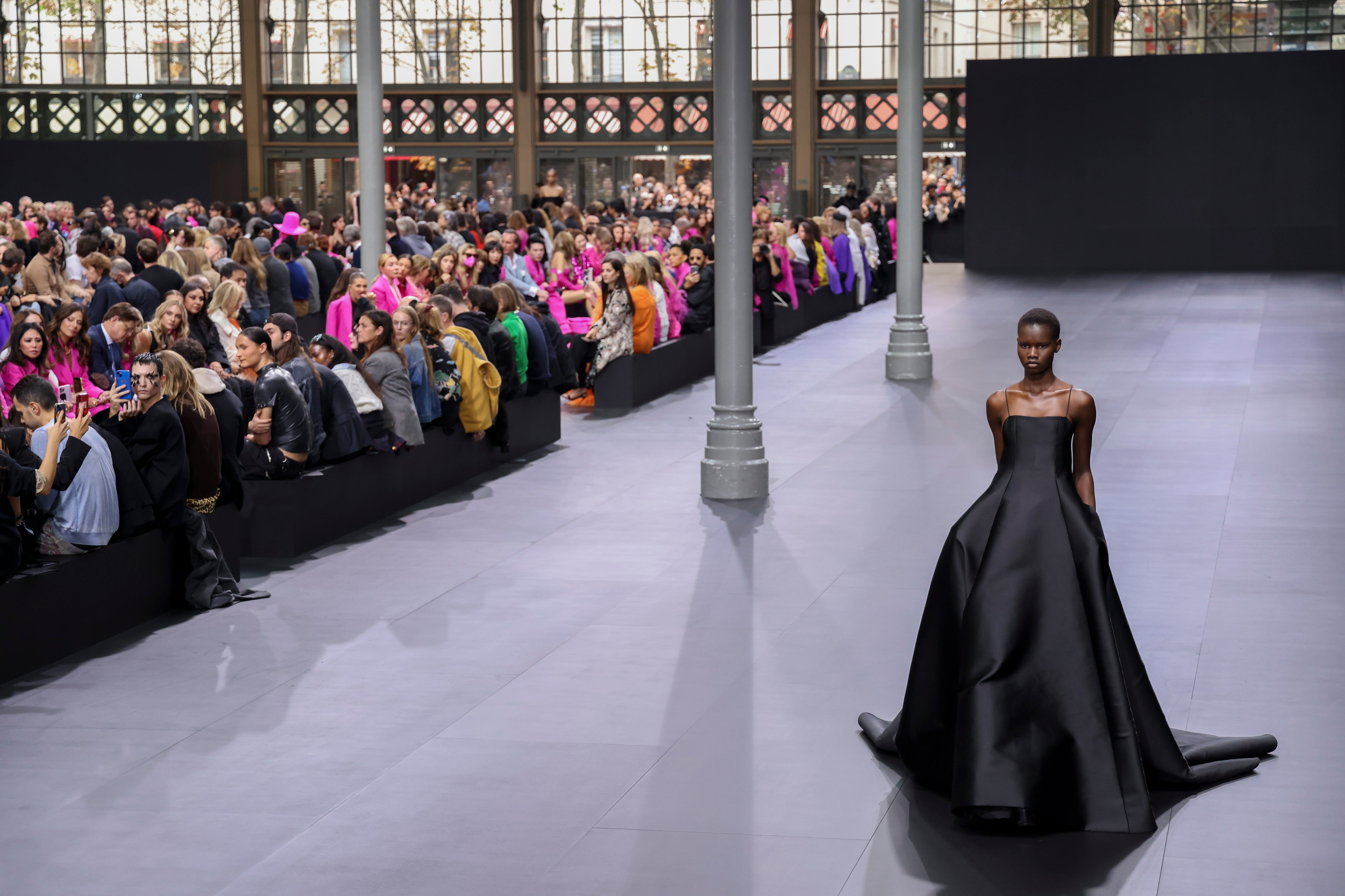 Paris Fashion RTW SS 23 Valentino