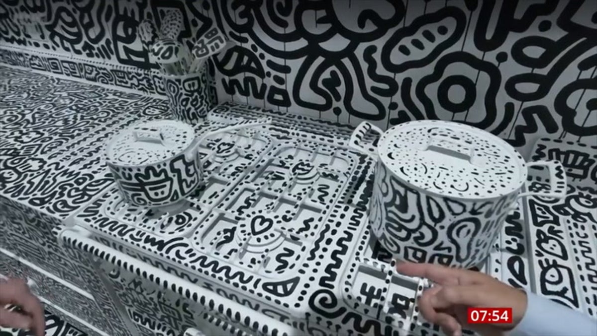 Artist unveils 12-room mansion covered in doodles