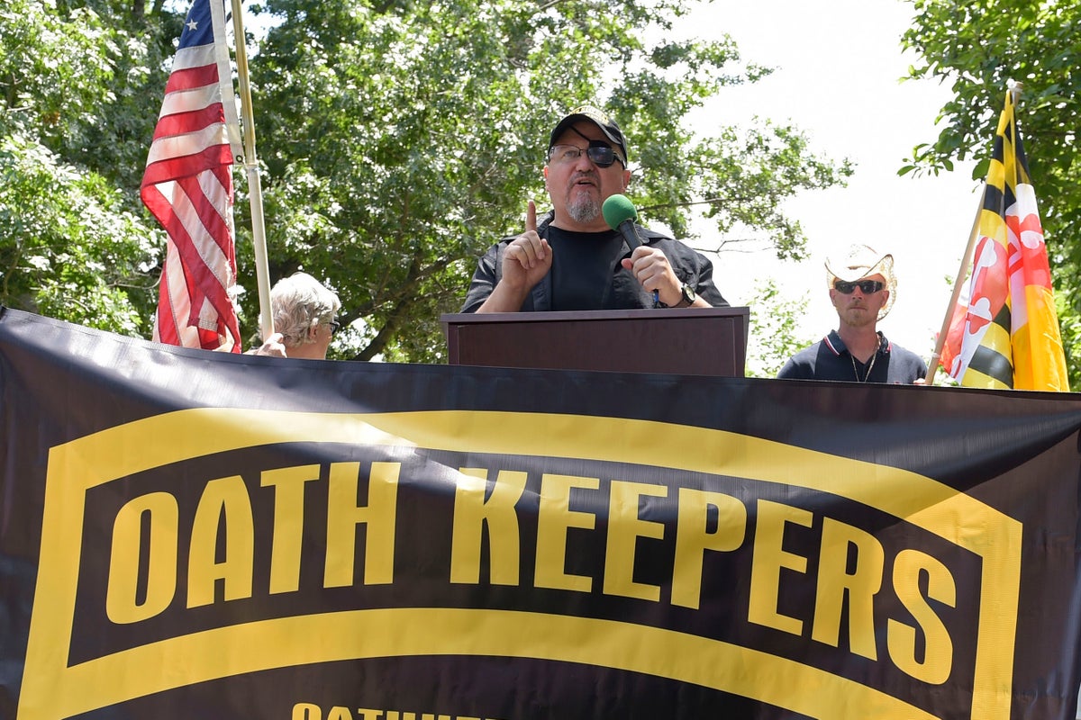 ‘They went to attack’: Prosecutors say Oath Keepers planned ‘armed rebellion’ on Jan 6 as seditious conspiracy trial begins