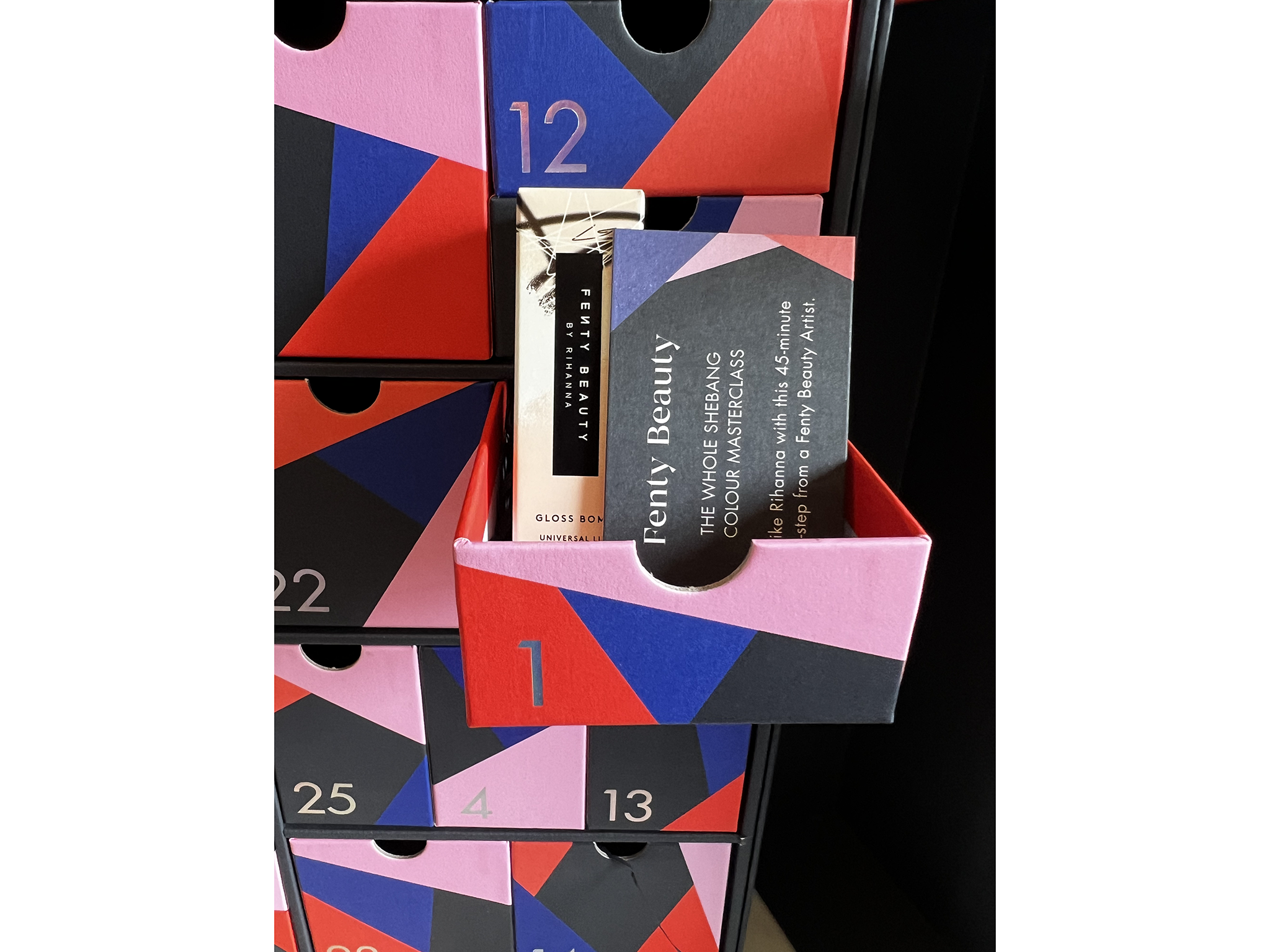 harvey-nichols-beauty-advent-calendar-2022-full-review-the-independent