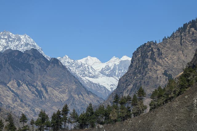 <p>Representative: A snowcapped Himalayan mountain peak seen in Uttarakhand in this picture taken on 11 February 2021 </p>