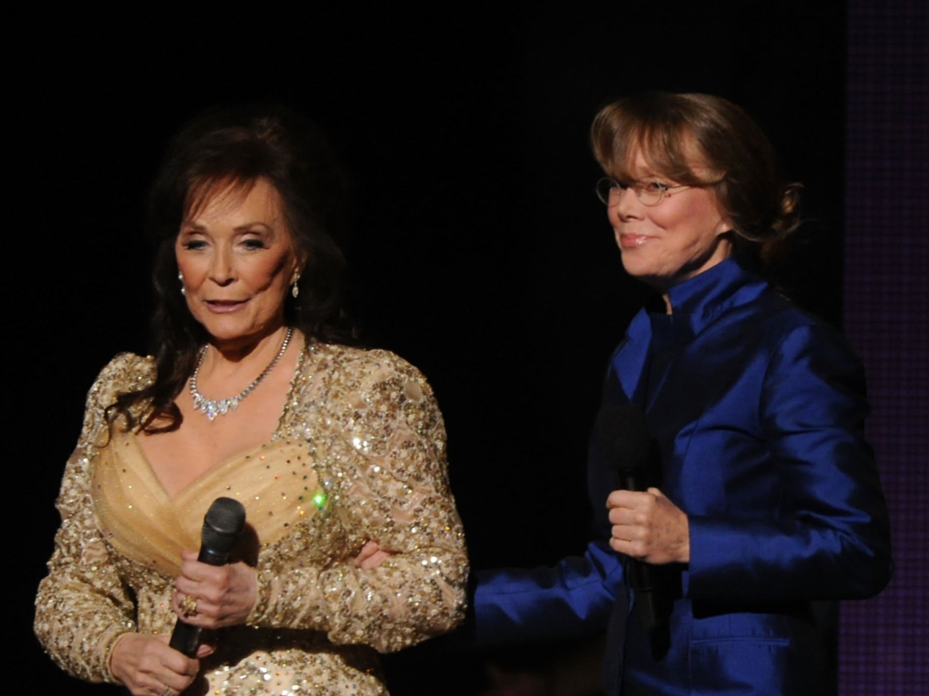 Loretta Lynn and Sissy Spacek speak at the 44th Annual CMA Awards in 2010