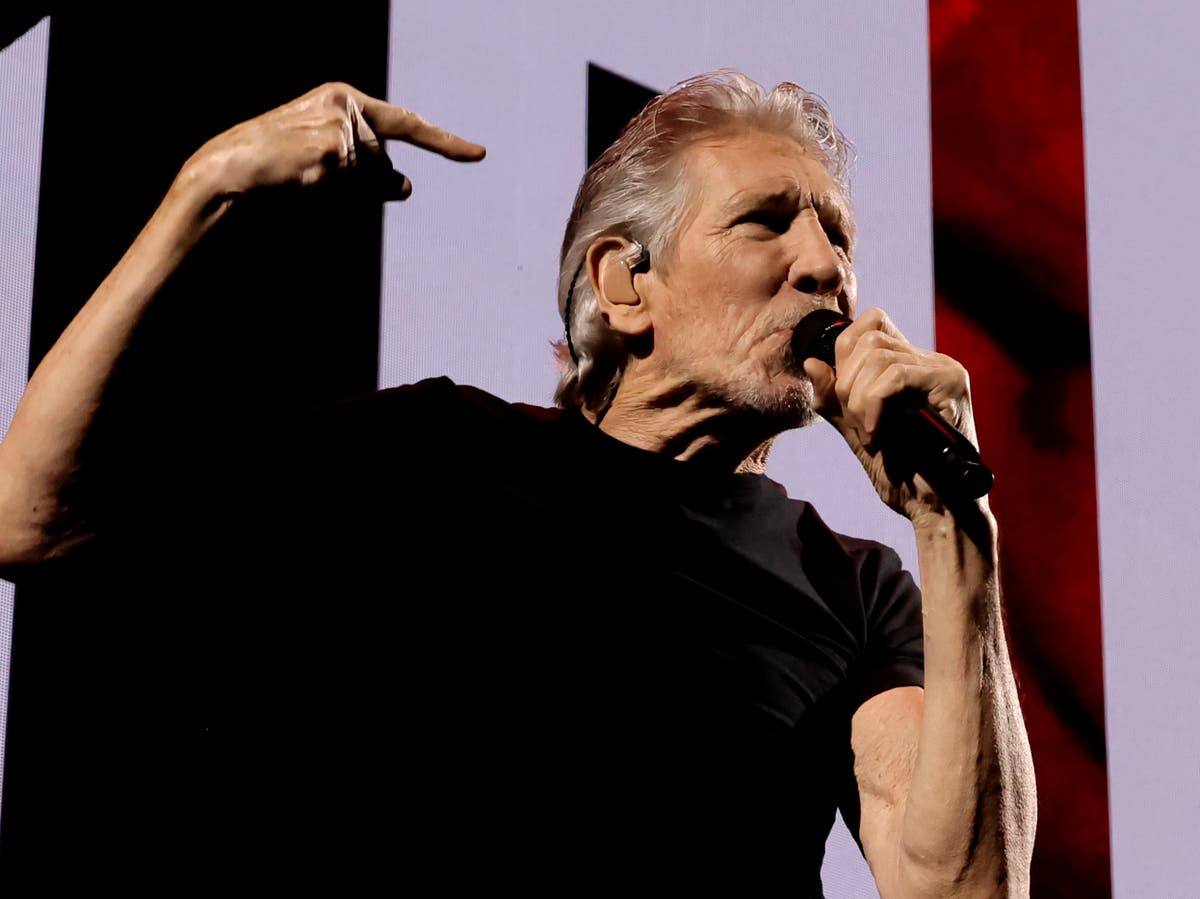 Roger Waters claims he’s on Ukraine’s ‘kill list’