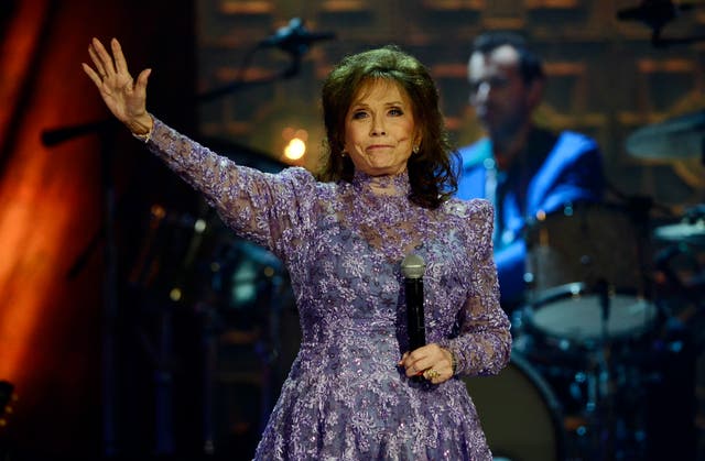 LORETTA LYNN-DECESO