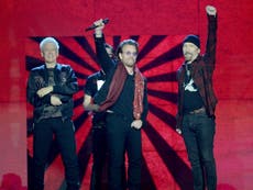 U2 post in support of the Iran protests 