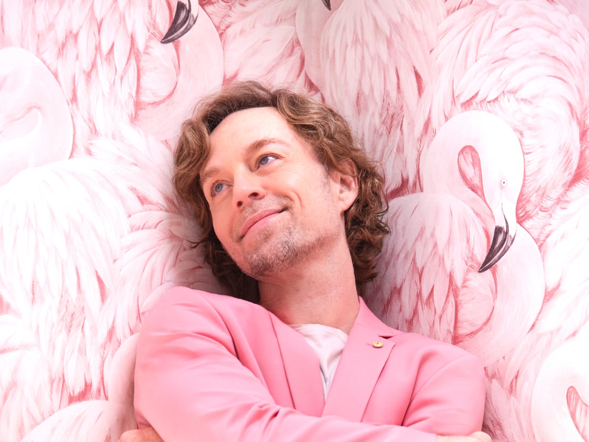 Darren Hayes review, Homosexual: A proud and simple reclamation 