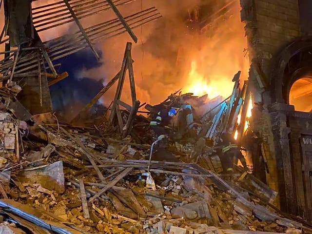 <p>Seven Russian missiles hit a residential block in the Ukrainian city of <a href="/topic/zaporizhzhia">Zaporizhzhia</a></p>