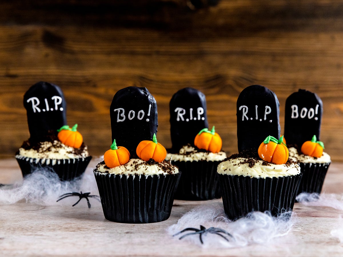 Easy Halloween baking recipes to make with kids