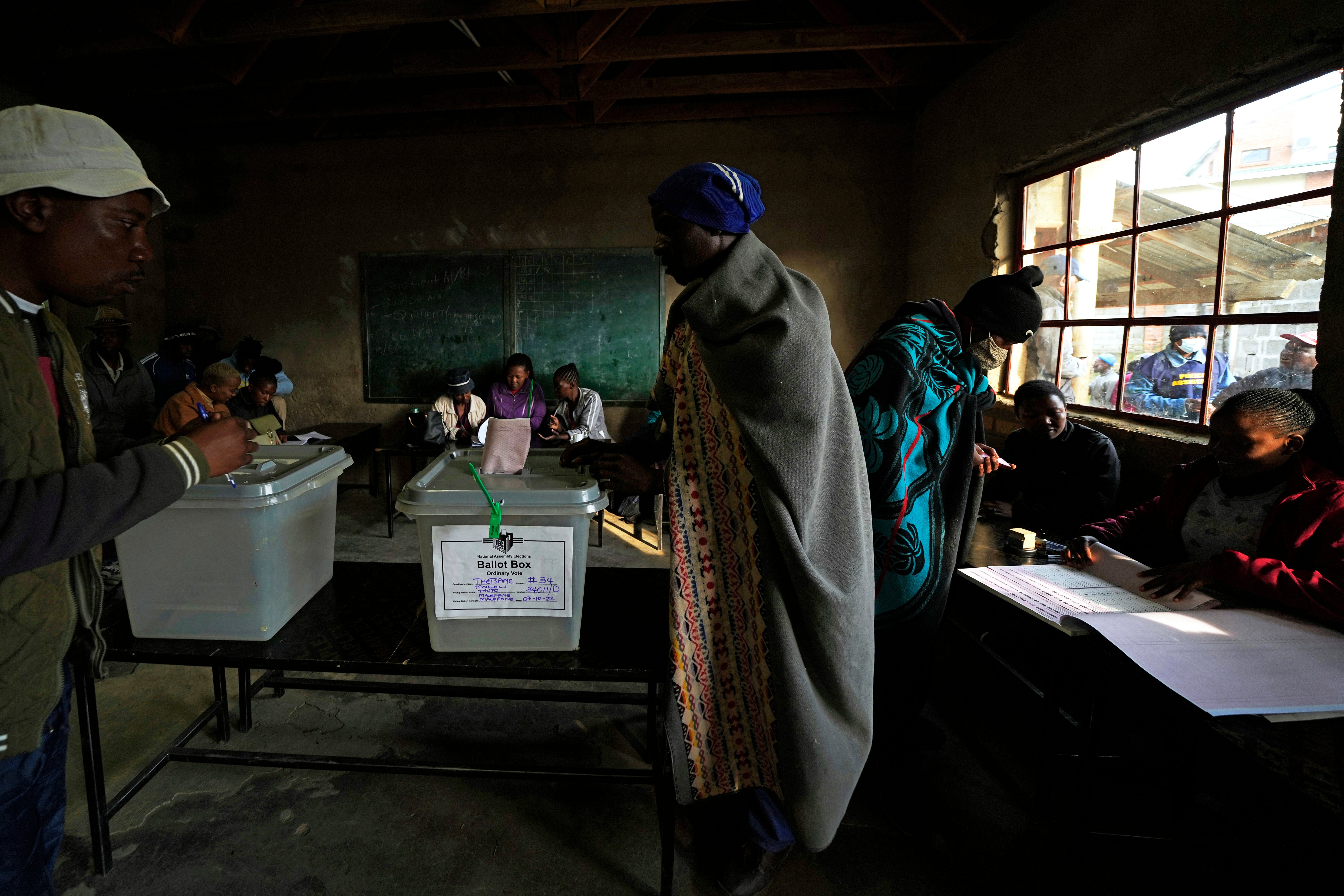 Thousands Vote In Southern Africa S Small Kingdom Lesotho The Independent   APTOPIX Lesotho Elections 82449 