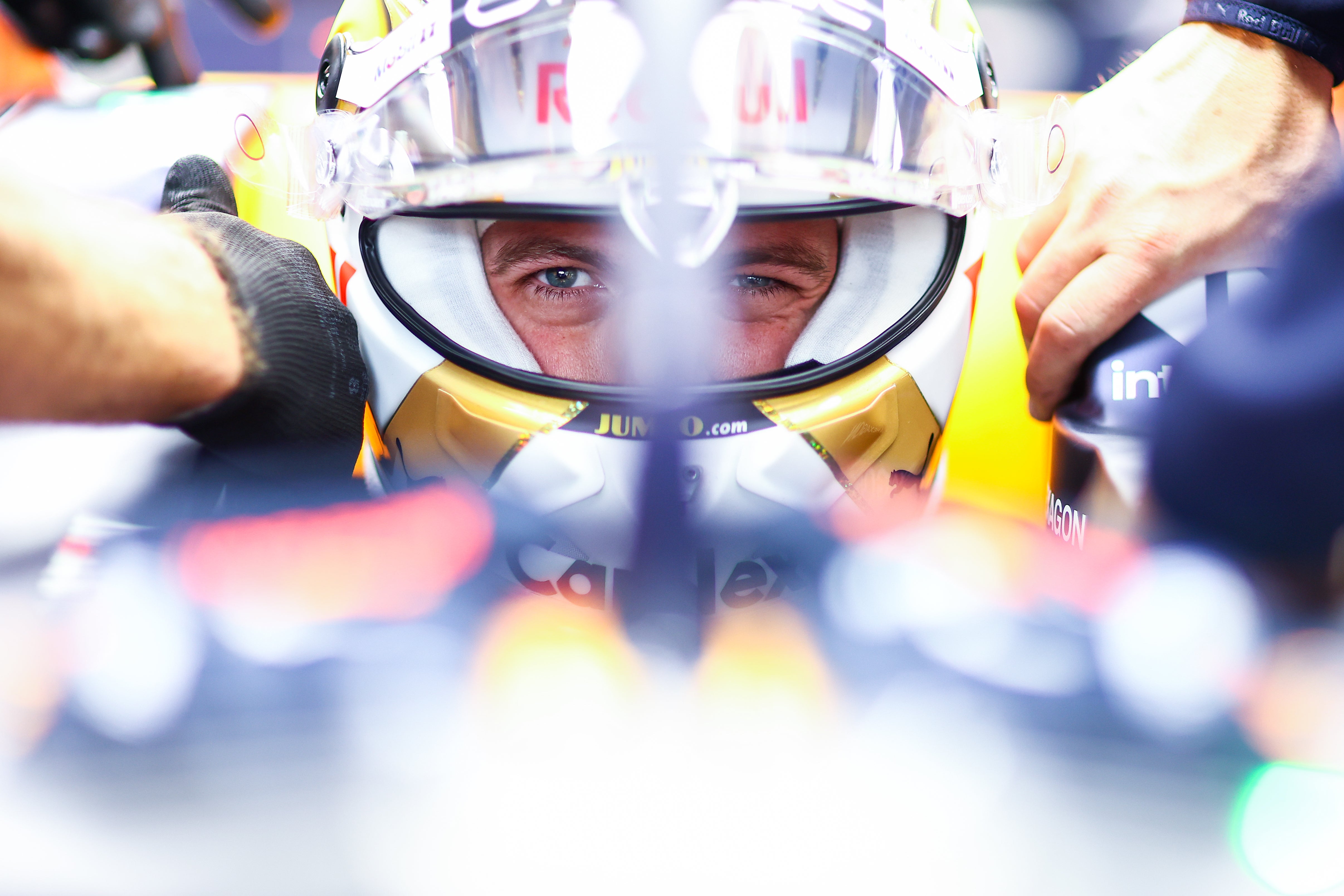 Max Verstappen can win his second world title if he wins on Sunday and sets the fastest lap