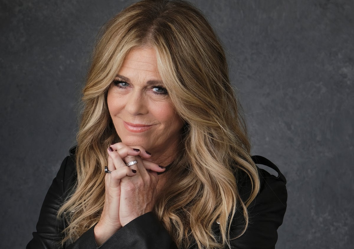 Rita Wilson Creates Conversations With 70s Era Duets The Independent