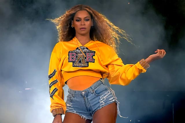 <p>At first, Beyoncé couldn’t see how they could do anything with the blaring fanfare</p>