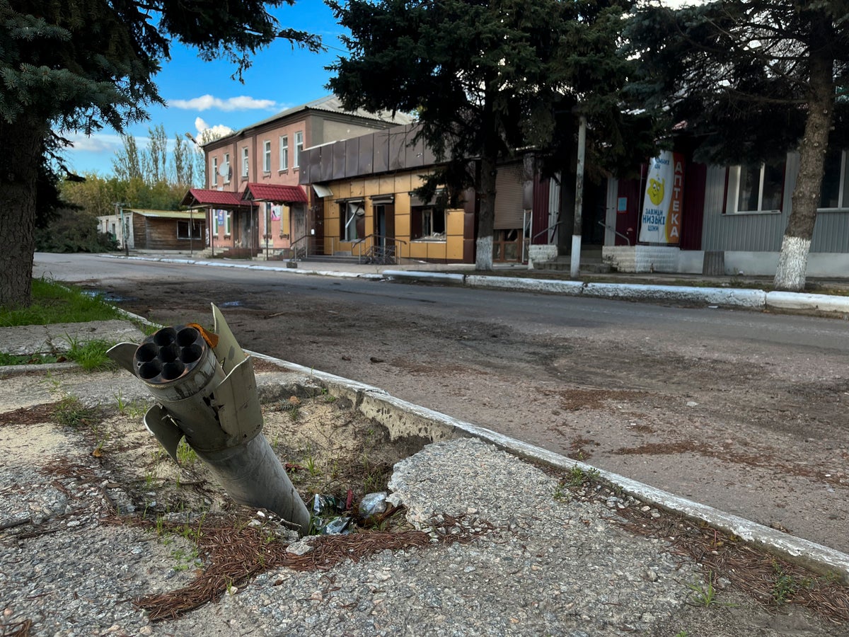 Ukrainian authorities take stock of ruins in liberated Lyman