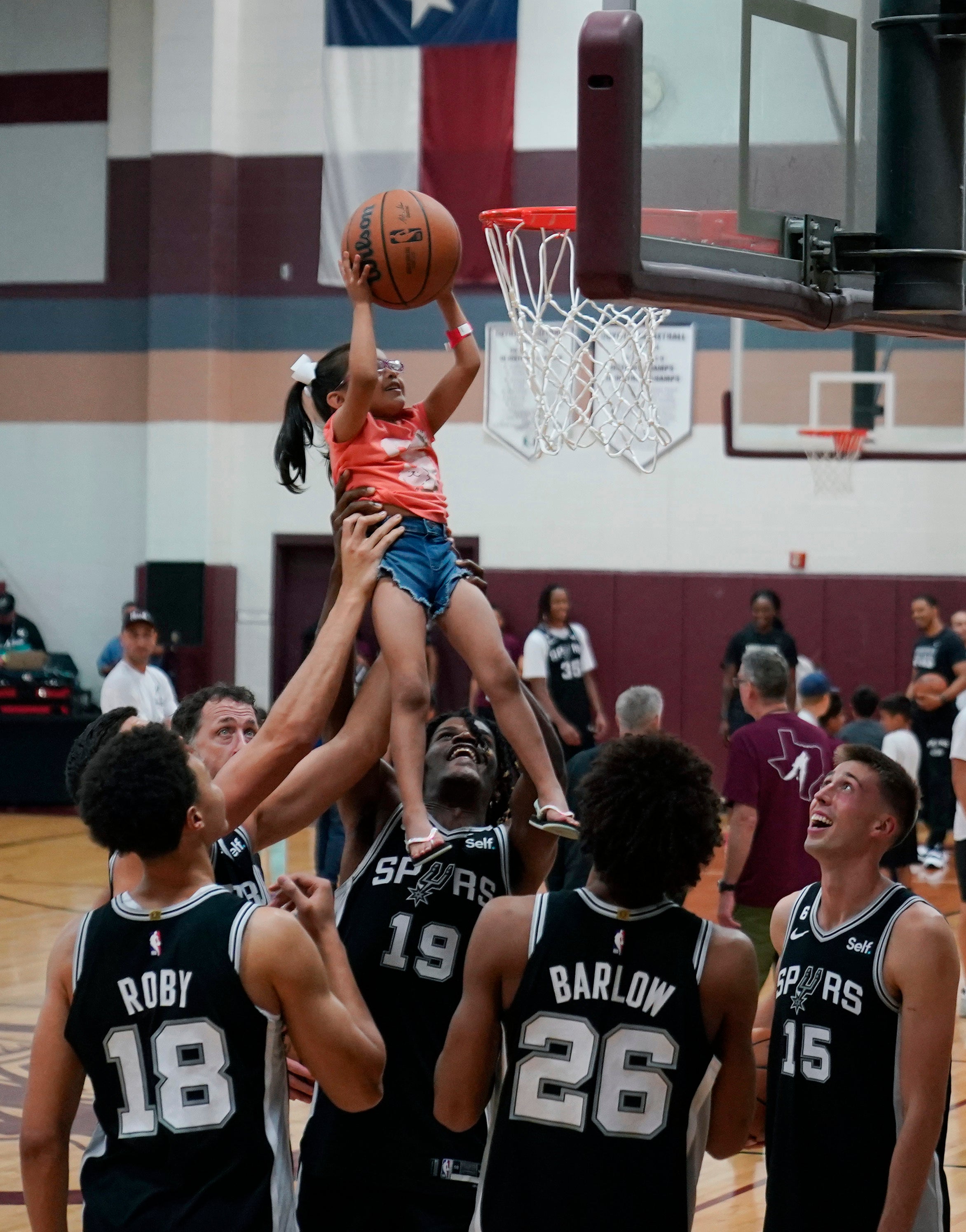 APTOPIX Spurs Basketball Uvalde