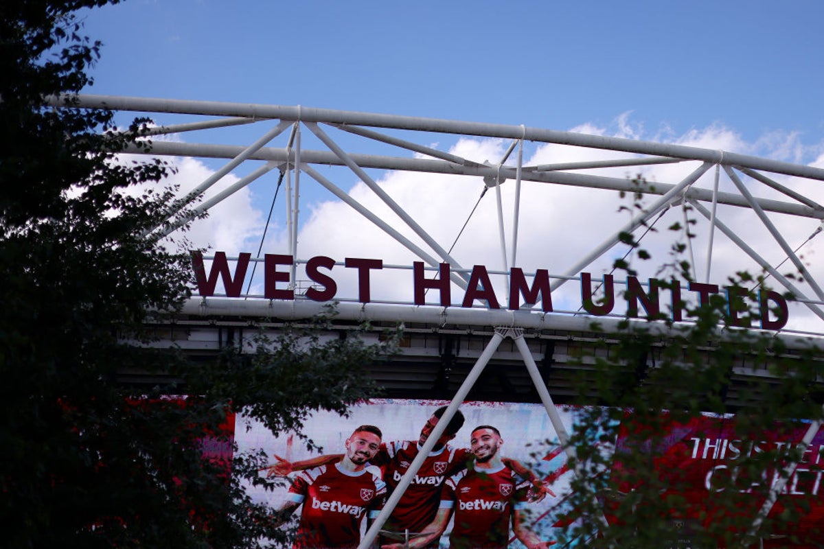 West Ham vs Fulham LIVE: Premier League team news and line-ups as Aleksandar Mitrovic misses out
