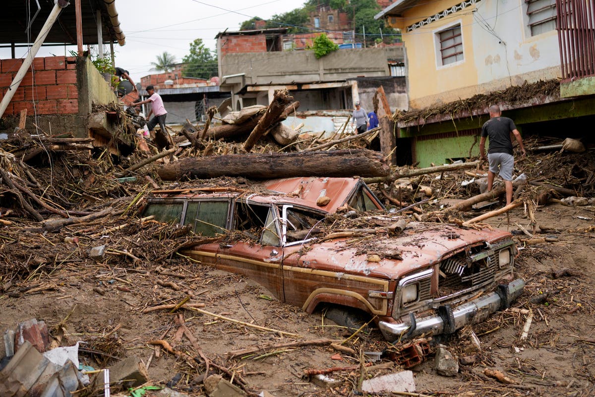 Катастрофы землетрясений. Сель Венесуэла 2000. Венесуэла наводнение 2023. Стихийные бедствия в Америке 2022. Катастрофические наводнения.