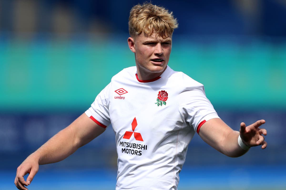 Fin Smith leaves Worcester to join Northampton on multi-year deal