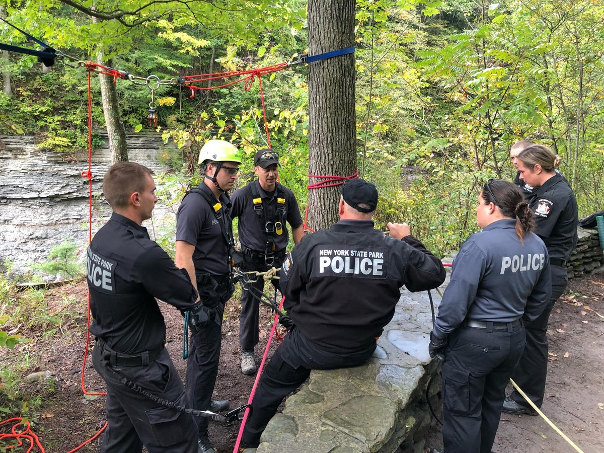 13-year-old girl rescued after falling 150 feet down gorge in New York state park