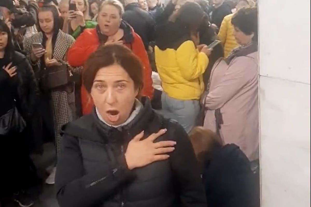 &lsquo;It united our spirit&rsquo; &ndash; sheltering Ukrainians sing national anthem