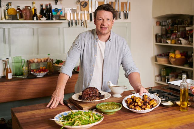 <p>Celebrity Chef Jamie Oliver is calling for the free school meals threshold to be widened (Paul Stuart/PA)</p>