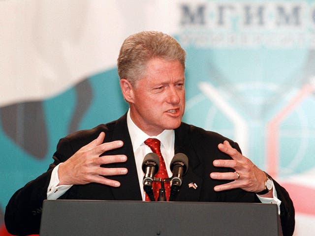 <p>Bill Clinton in Moscow in 1998</p>