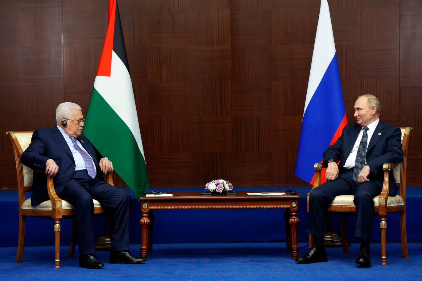 Putyinnal tárgyalt a palesztin elnök