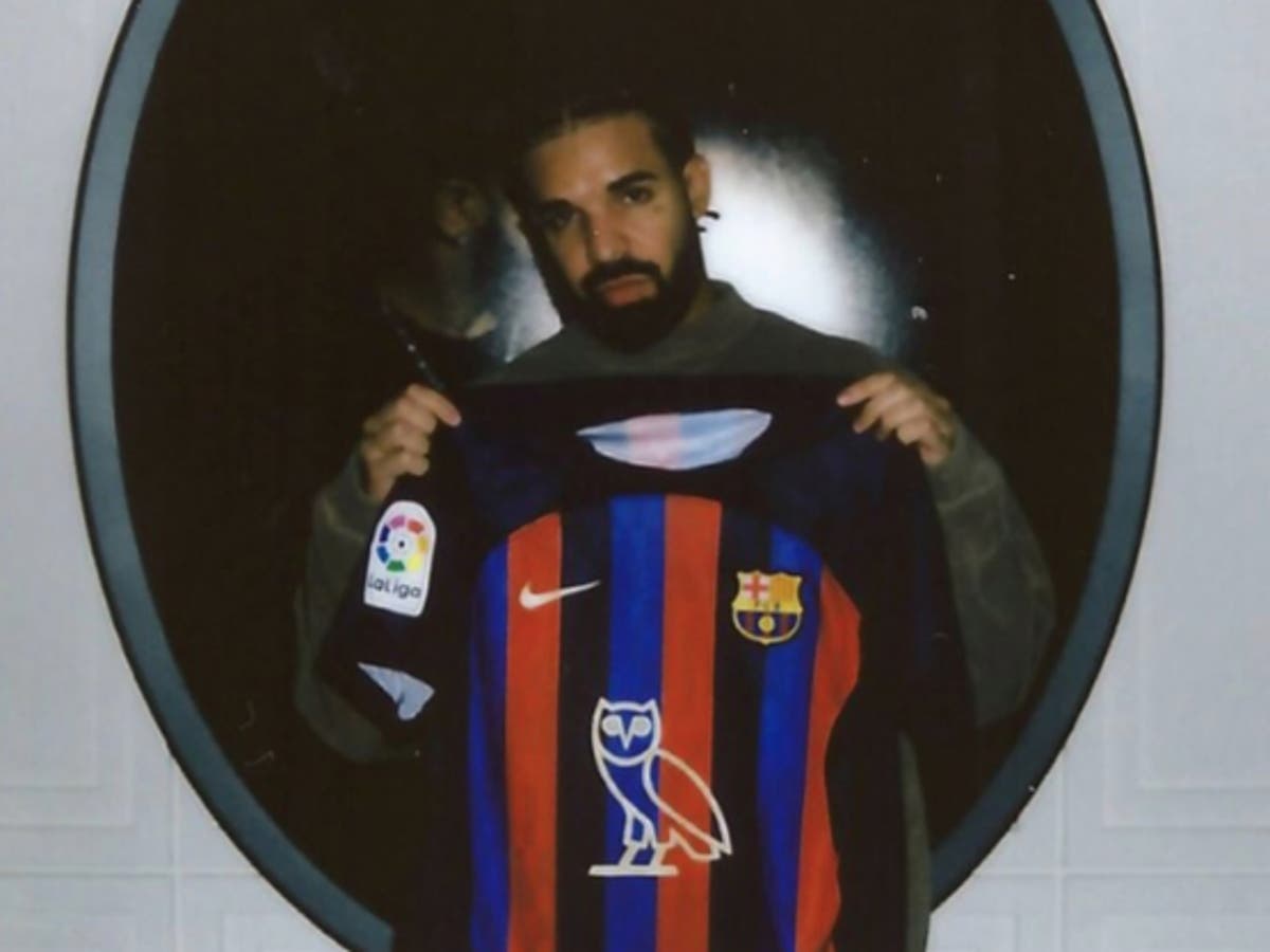 Barcelona x Drake Shirt On-Pitch Debut - Footy Headlines