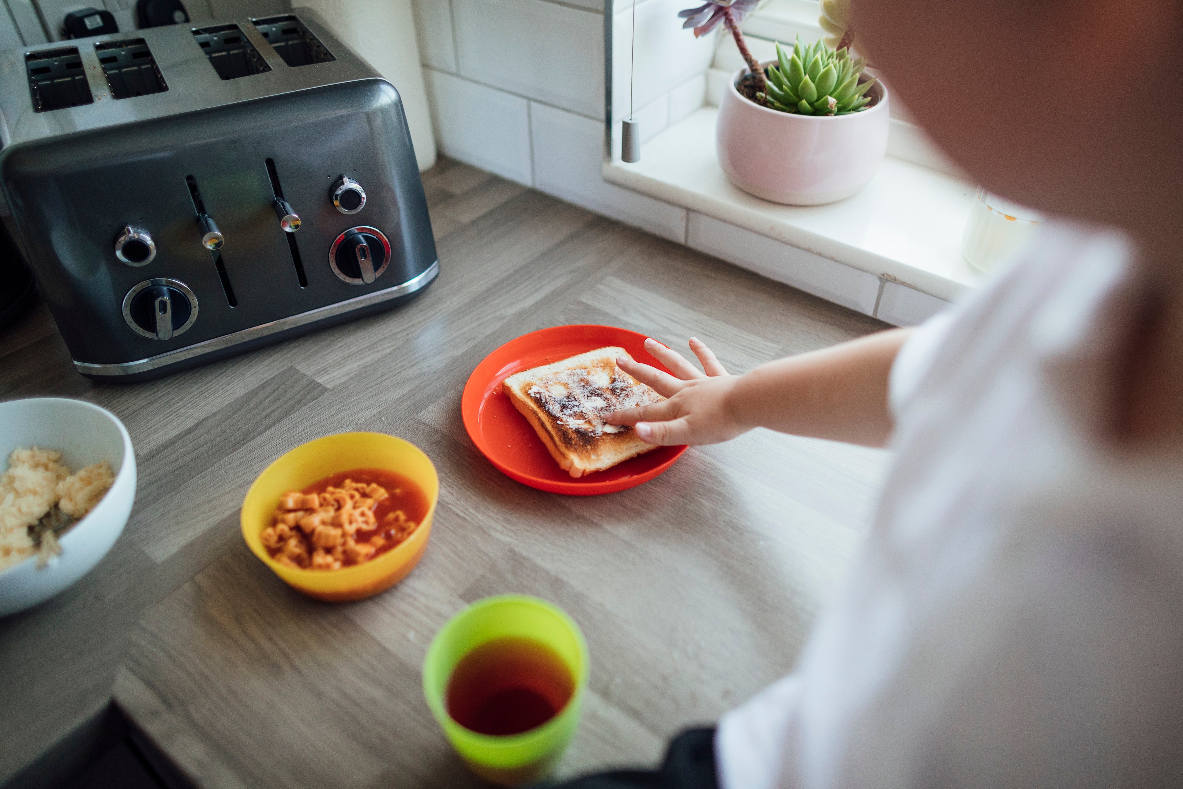 <p>We shouldn’t have hungry children. Nobody would choose this for their kids</p>