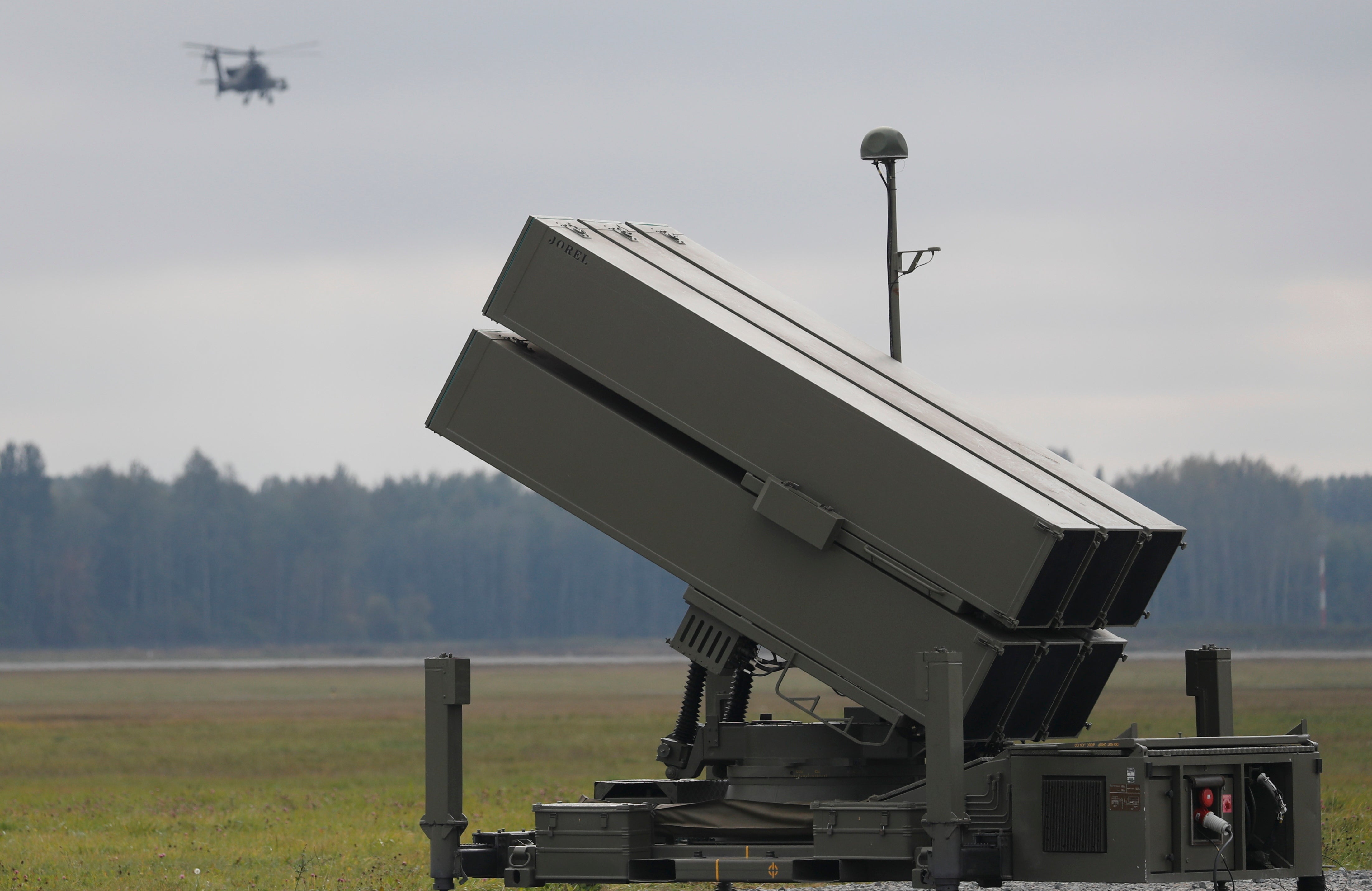<p>Spanish army uses NASAMS during a military exercise with Nato countries in Lielvarde Air Base, Latvia, 27 September 2022. </p>