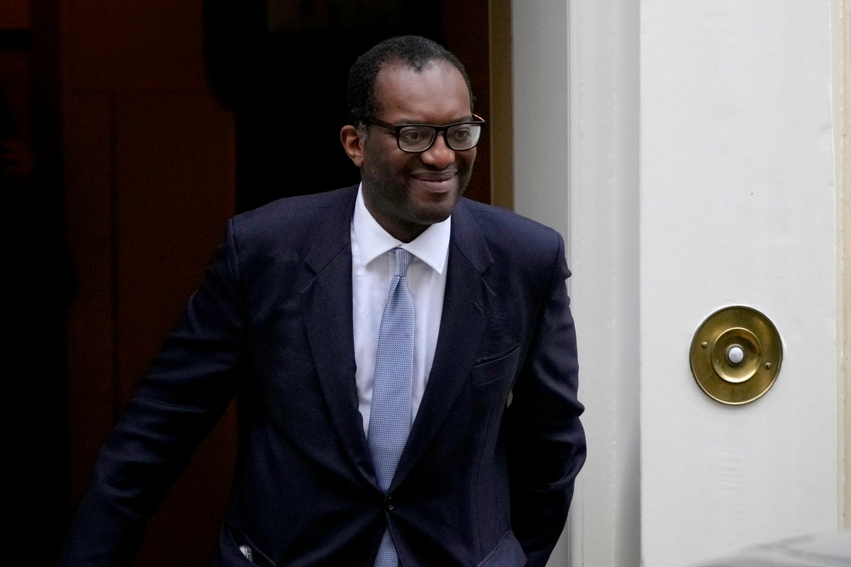 Kwasi Kwarteng 'thinks Liz Truss will be gone in a few weeks' after sacking him as chancellor