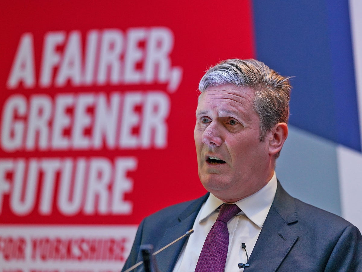 Liz Truss ‘clinging to power’ amid ‘grotesque chaos’ of Kwarteng sacking, Starmer says