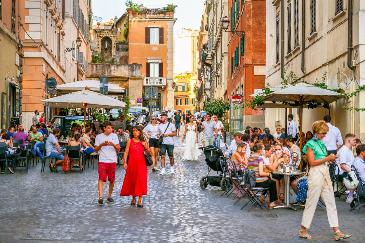 How to spend a day in Monti, Rome’s low-key, local-vibes neighbourhood ...