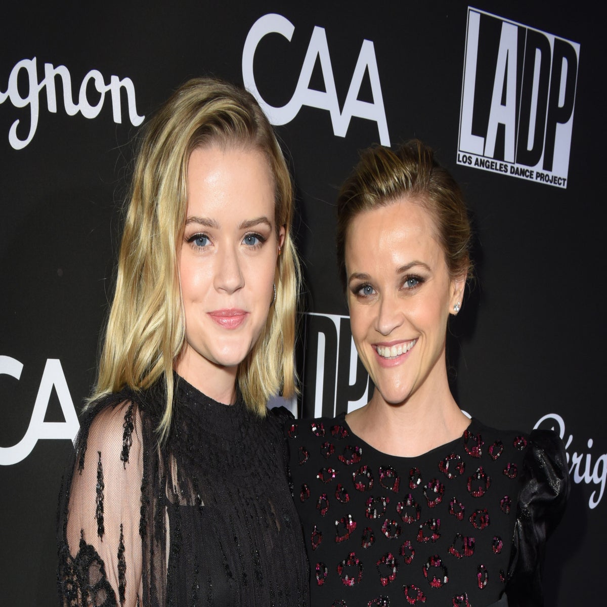 Reese Witherspoon & Daughter Ava Phillippe Find Balance in Black & White  During Afternoon Outing: Photo 4957754, Ava Phillippe, Reese Witherspoon  Photos